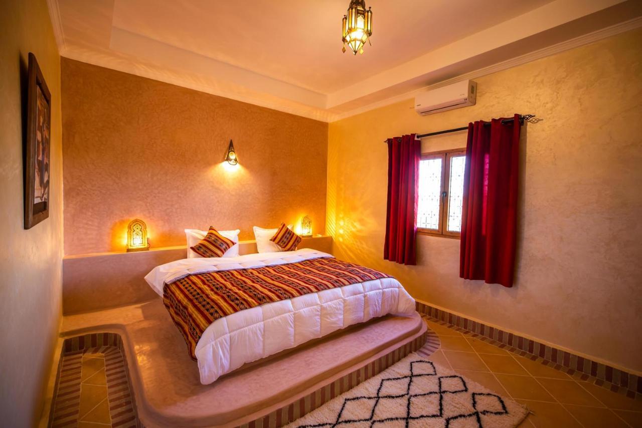 Riad Les Jardins De מרזאוגה מראה חיצוני תמונה