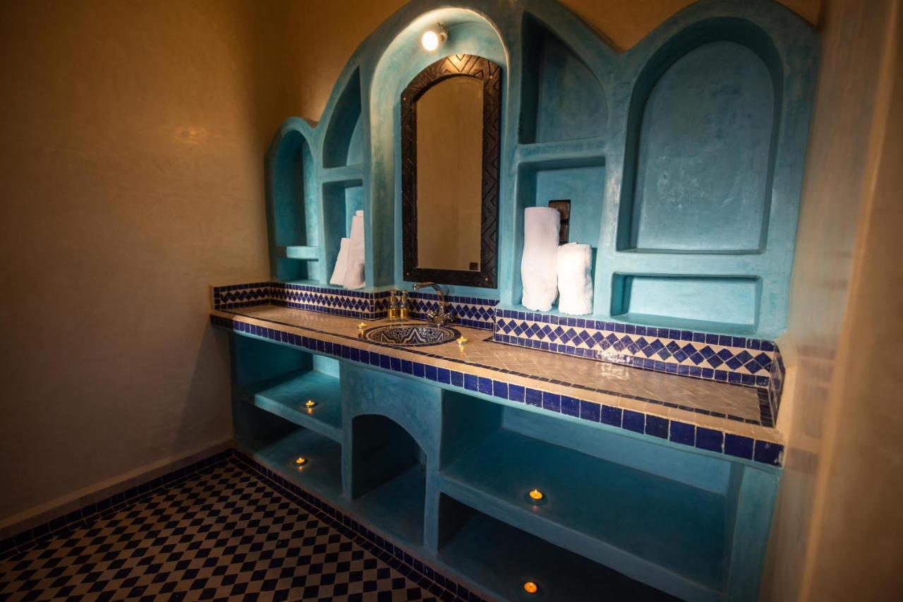 Riad Les Jardins De מרזאוגה מראה חיצוני תמונה