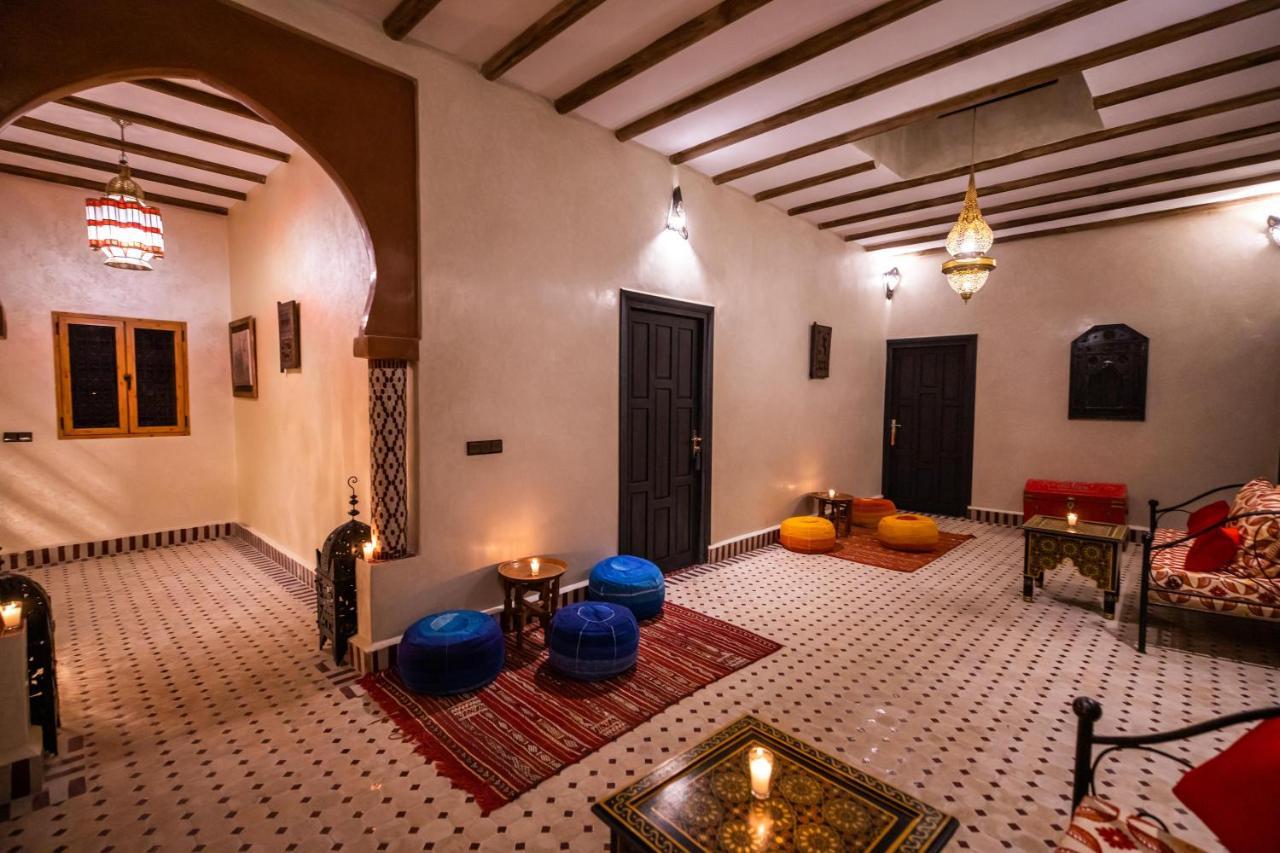 Riad Les Jardins De מרזאוגה מראה חיצוני תמונה